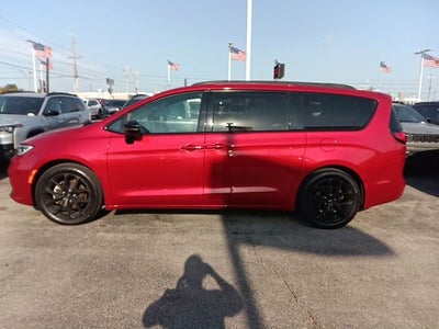 2025 Chrysler Pacifica Limited