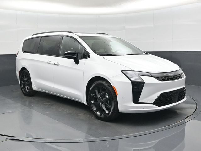 2027 Chrysler Pacifica Limited