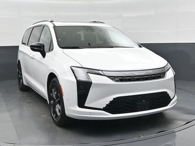 2027 Chrysler Pacifica Limited