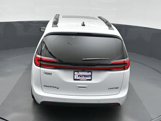 2027 Chrysler Pacifica Limited
