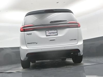 2027 Chrysler Pacifica Limited