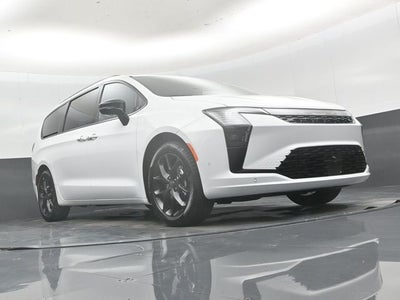 2027 Chrysler Pacifica Limited