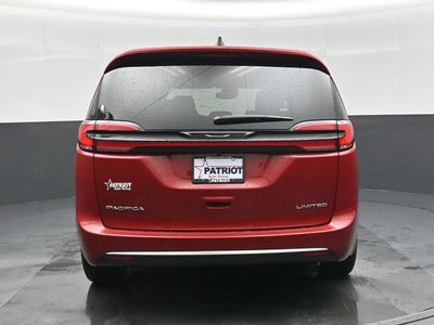 2027 Chrysler Pacifica Limited
