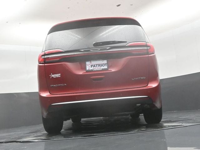 2027 Chrysler Pacifica Limited