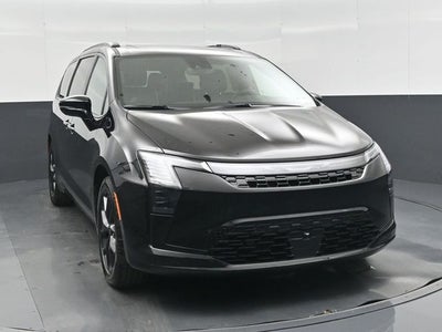 2027 Chrysler Pacifica Limited