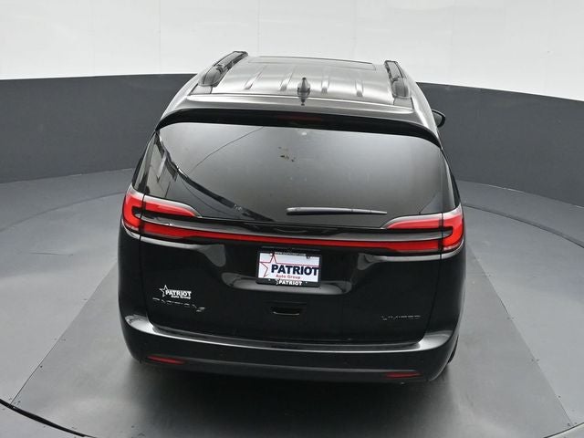 2027 Chrysler Pacifica Limited