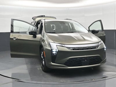 2027 Chrysler Pacifica Limited