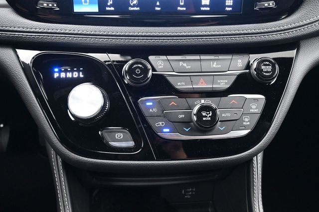 2027 Chrysler Pacifica Limited