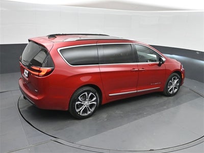 2026 Chrysler Pacifica Pinnacle