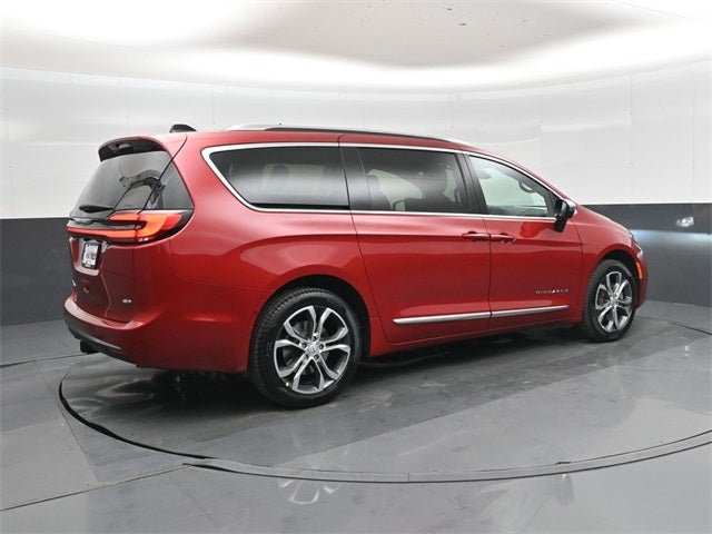 2026 Chrysler Pacifica Pinnacle