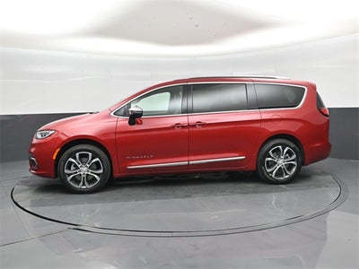 2026 Chrysler Pacifica Pinnacle