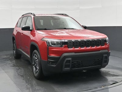 2026 Jeep Cherokee Laredo