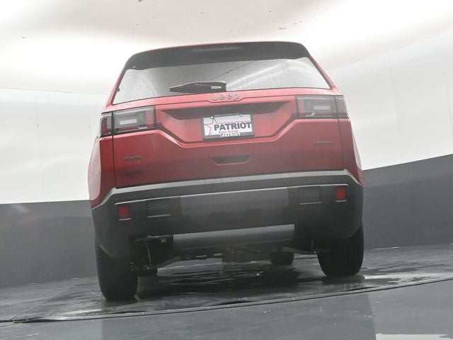 2026 Jeep Cherokee Laredo
