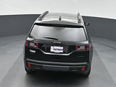 2026 Jeep Cherokee Laredo