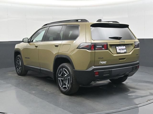2026 Jeep Cherokee Laredo