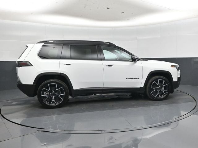 2026 Jeep Cherokee Overland
