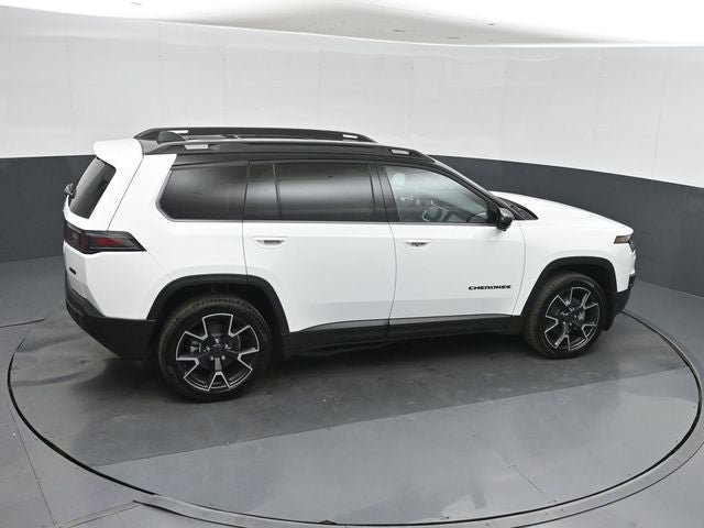 2026 Jeep Cherokee Overland