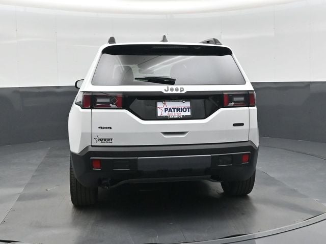2026 Jeep Cherokee Overland