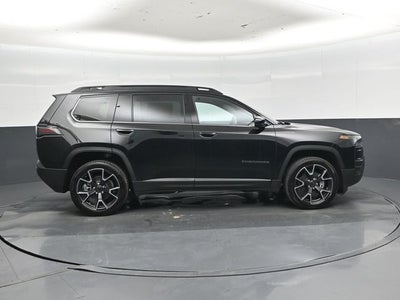 2026 Jeep Cherokee Overland