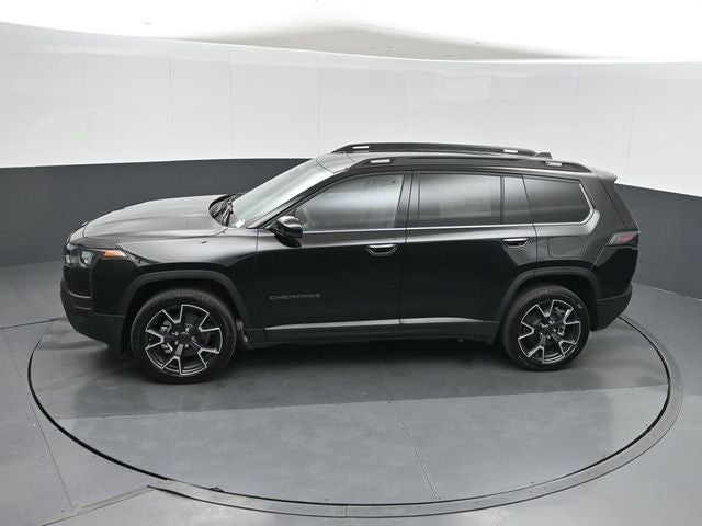 2026 Jeep Cherokee Overland