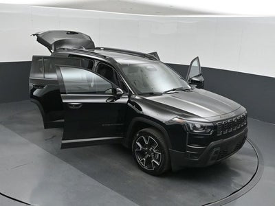 2026 Jeep Cherokee Overland