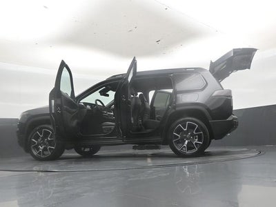 2026 Jeep Cherokee Overland