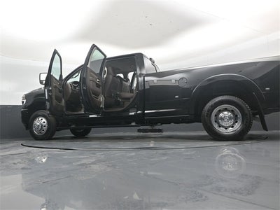 2026 RAM 3500 Limited
