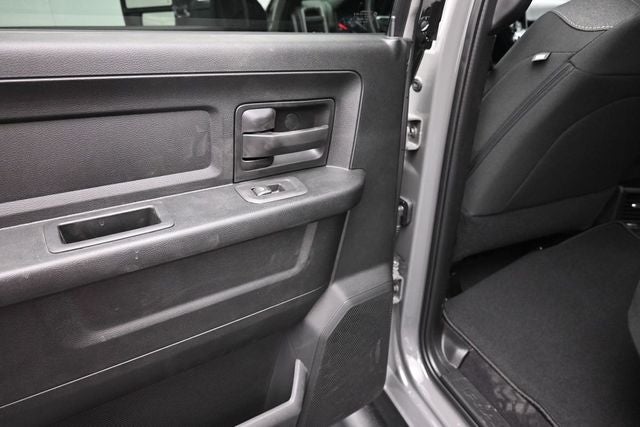 2026 RAM 2500 Black Express