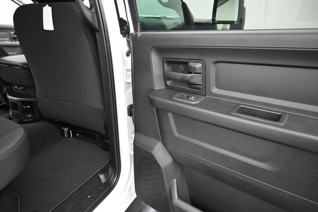 2026 RAM 2500 Black Express