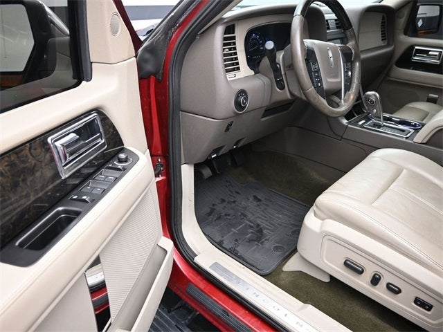 2017 Lincoln Navigator Select