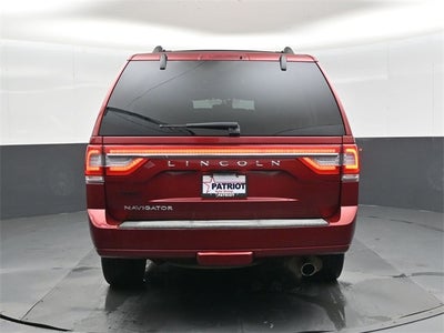 2017 Lincoln Navigator Select