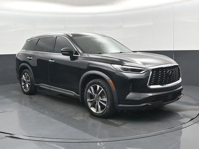 2023 INFINITI QX60 LUXE