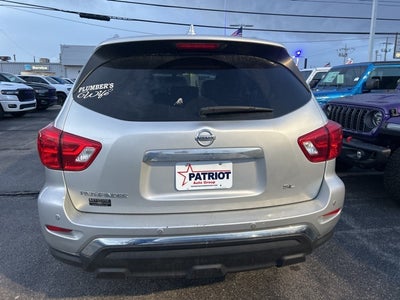 2020 Nissan Pathfinder SL