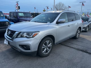 2020 Nissan Pathfinder SL
