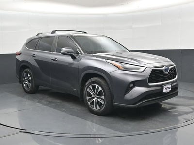 2023 Toyota Highlander Hybrid XLE