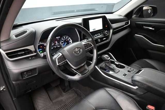 2023 Toyota Highlander Hybrid XLE