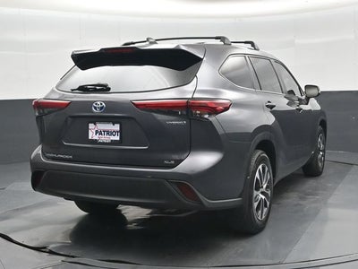 2023 Toyota Highlander Hybrid XLE