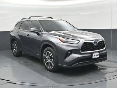 2023 Toyota Highlander Hybrid XLE