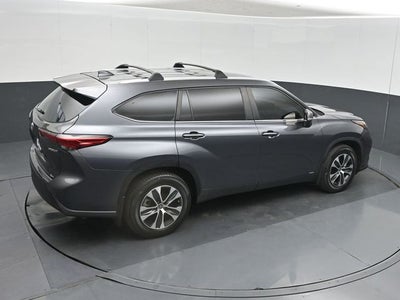 2023 Toyota Highlander Hybrid XLE