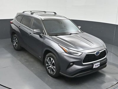 2023 Toyota Highlander Hybrid XLE