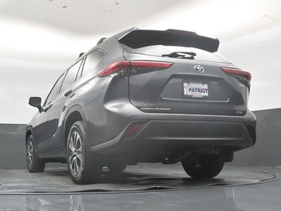 2023 Toyota Highlander Hybrid XLE