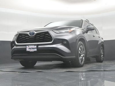 2023 Toyota Highlander Hybrid XLE