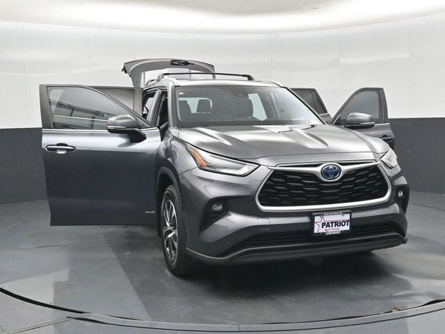 2023 Toyota Highlander Hybrid XLE