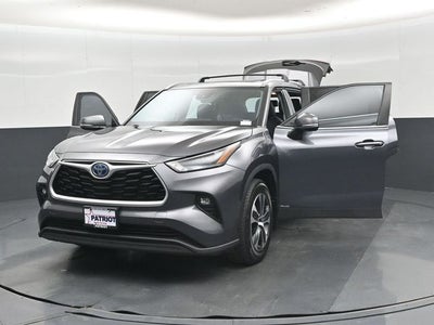 2023 Toyota Highlander Hybrid XLE