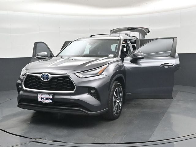 2023 Toyota Highlander Hybrid XLE