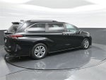 2022 Toyota Sienna XSE 7 Passenger