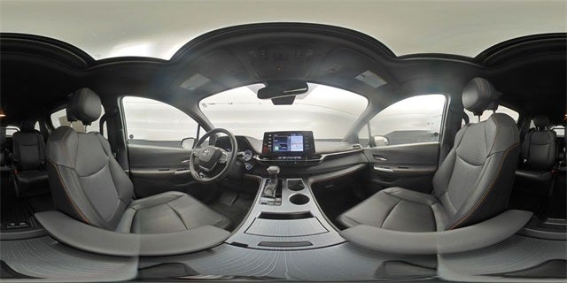 2022 Toyota Sienna XSE 7 Passenger