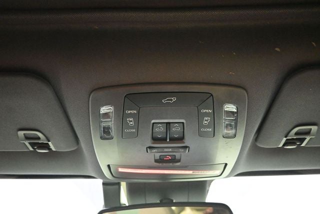 2023 Toyota Sienna XLE 8 Passenger