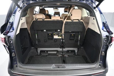 2023 Toyota Sienna XLE 8 Passenger