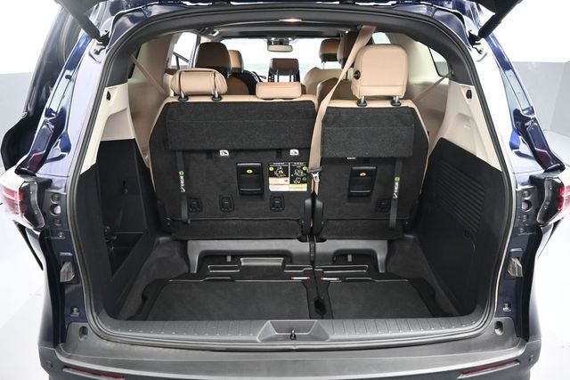 2023 Toyota Sienna XLE 8 Passenger